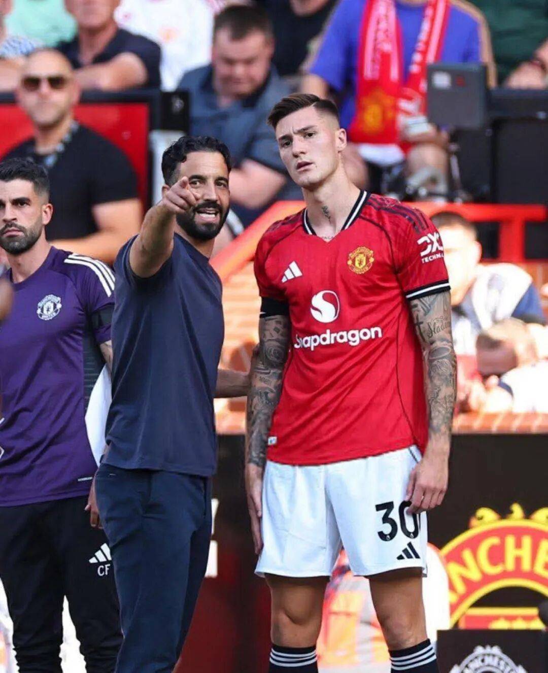 阿莫林暗示曼联战曼城谢什科首发！霍伊伦德隔空施压，首秀破门成最佳